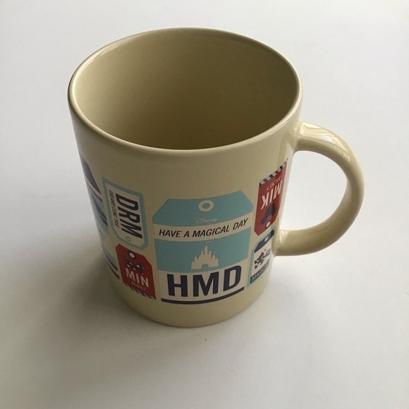 Vintage Disney Parks Luggage Tags Travel Theme Coffee Mug Ceramic Tea Cup MINT - Picture 7 of 14